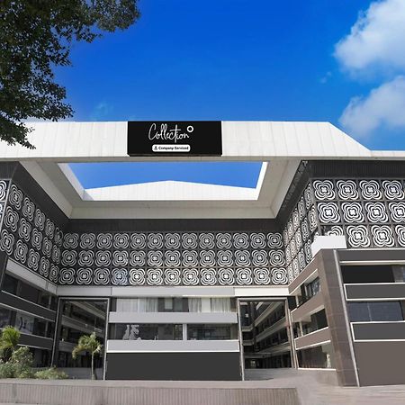 Super Collection O Vesu Surat Formerly Hotel Signature Exterior photo